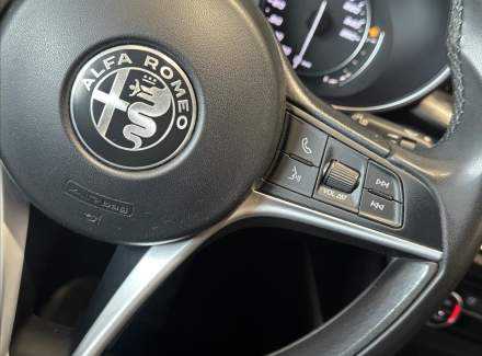 Alfa Romeo - Stelvio