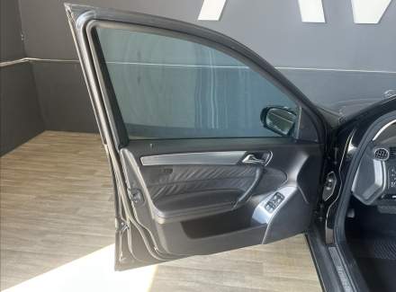 Mercedes-Benz - C-class