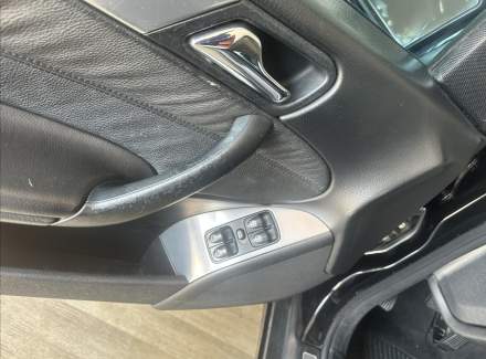 Mercedes-Benz - C-class