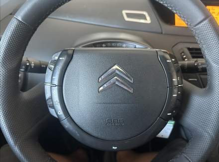 Citroën - C4