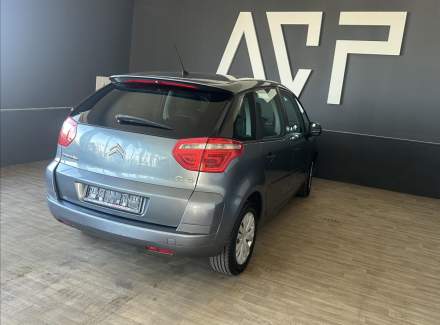 Citroën - C4
