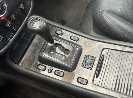 Mercedes-Benz - M-class