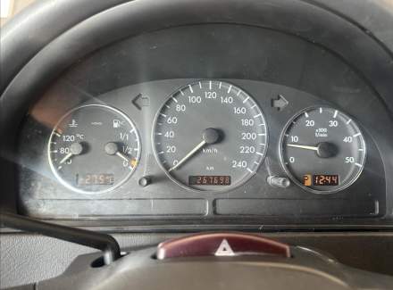 Mercedes-Benz - M-class