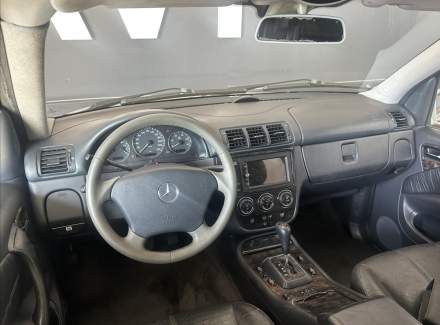 Mercedes-Benz - M-class