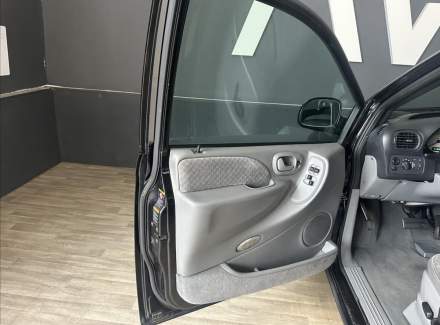 Chrysler - Voyager