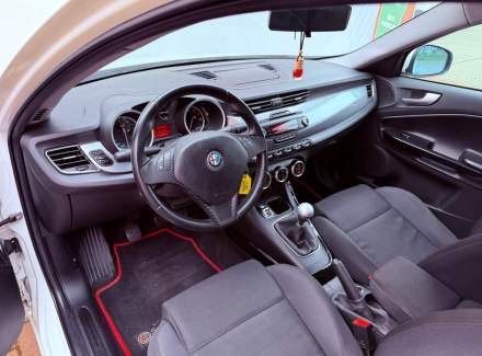 Alfa Romeo - Giulietta