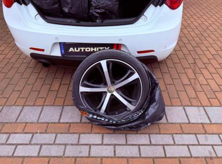 Alfa Romeo - Giulietta