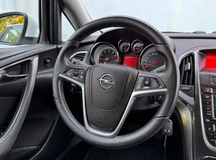 Opel - Astra