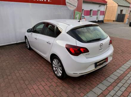 Opel - Astra