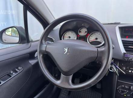 Peugeot - 207