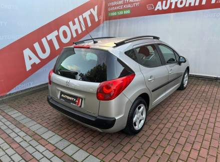 Peugeot - 207