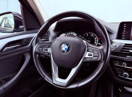 BMW - X3