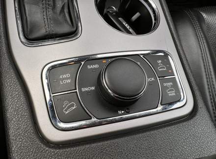 Jeep - Grand Cherokee