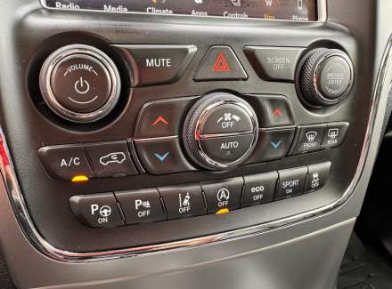 Jeep - Grand Cherokee