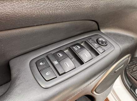 Jeep - Grand Cherokee