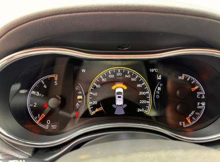 Jeep - Grand Cherokee