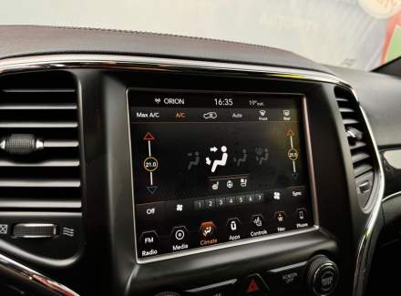 Jeep - Grand Cherokee