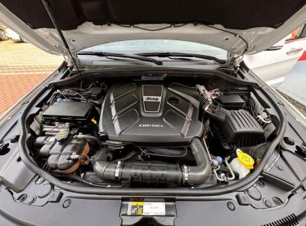 Jeep - Grand Cherokee