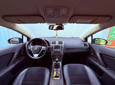 Toyota - Avensis