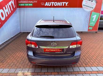 Toyota - Avensis