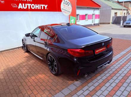 BMW - M5