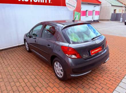 Peugeot - 207
