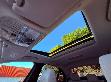 Mercedes-Benz - E-class