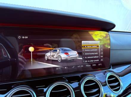 Mercedes-Benz - E-class