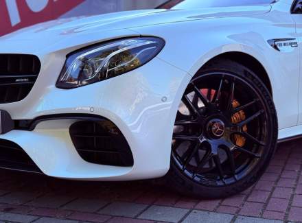 Mercedes-Benz - E-class