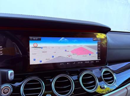 Mercedes-Benz - E-class