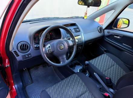 Suzuki - SX4