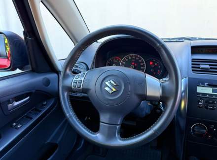 Suzuki - SX4