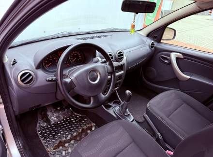 Dacia - Sandero