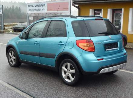 Suzuki - SX4