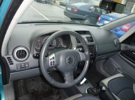Suzuki - SX4
