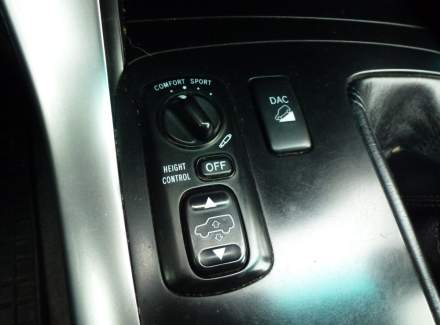 Toyota - Land Cruiser