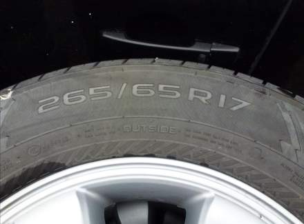 Toyota - Land Cruiser