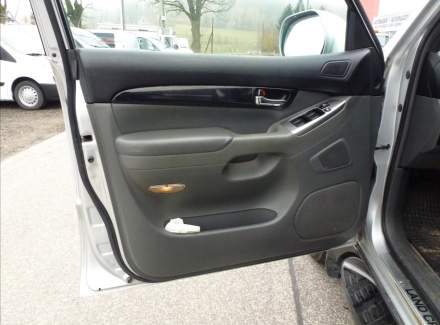 Toyota - Land Cruiser