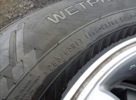 Toyota - Land Cruiser