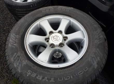 Toyota - Land Cruiser