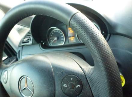 Mercedes-Benz - Vito