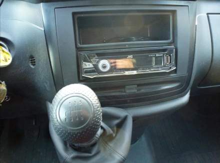 Mercedes-Benz - Vito