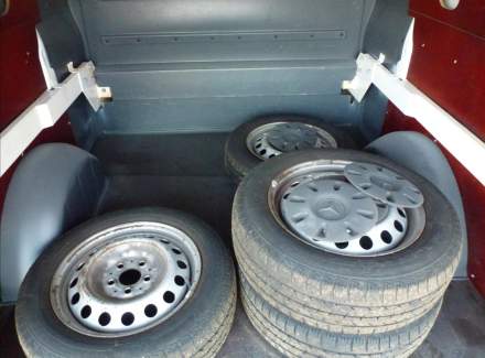 Mercedes-Benz - Vito