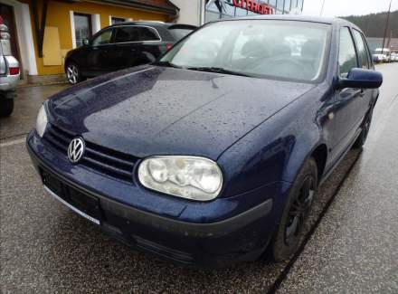 Volkswagen - Golf