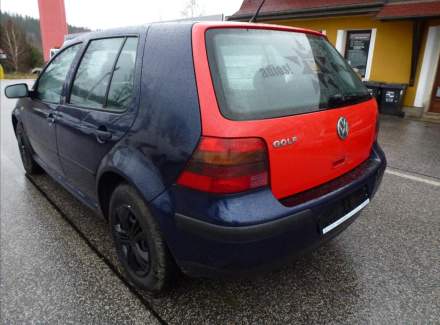 Volkswagen - Golf
