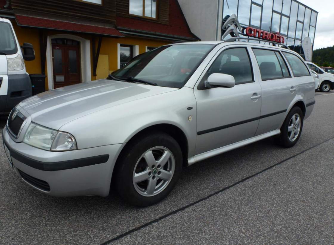 Škoda - Octavia