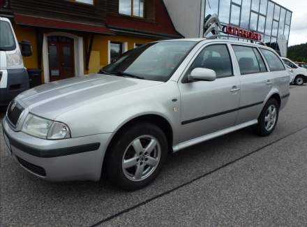 Škoda - Octavia