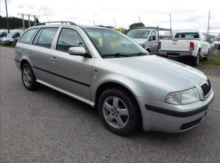 Škoda - Octavia