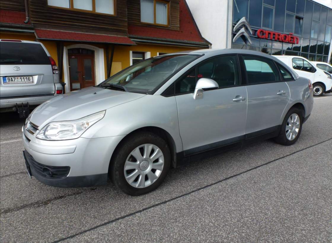 Citroën - C4