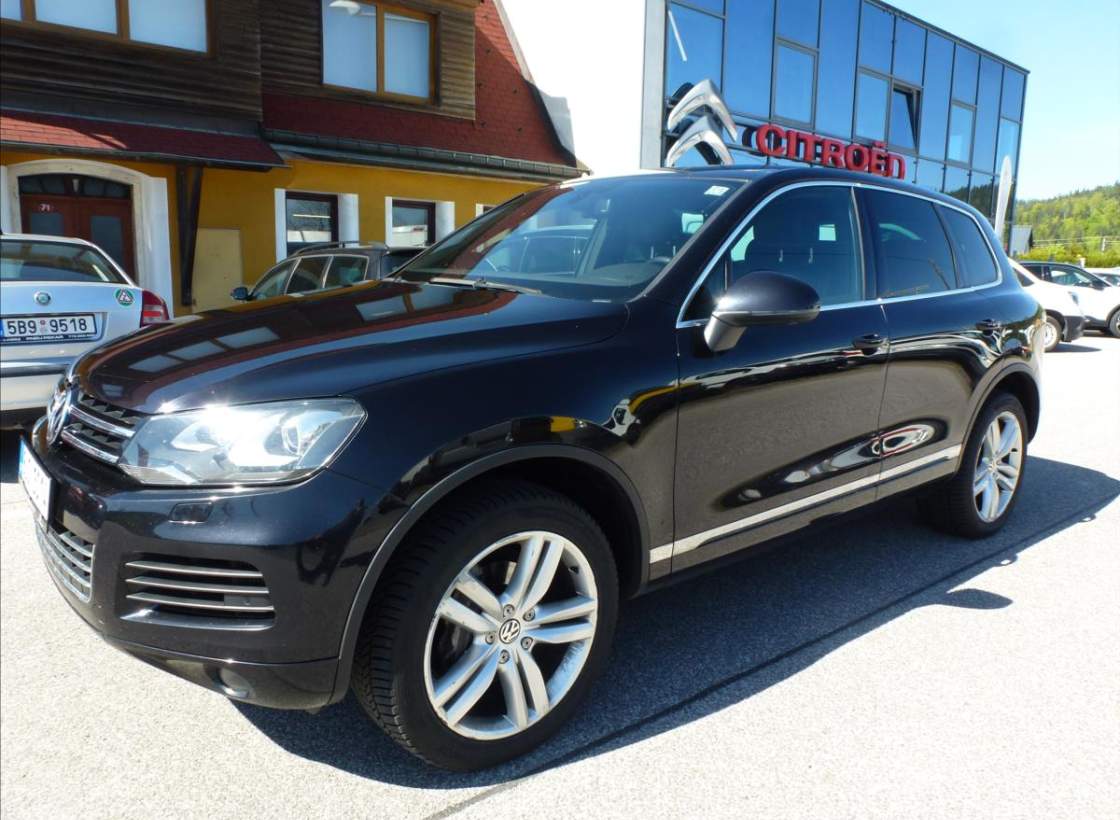 Volkswagen - Touareg